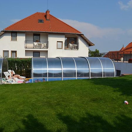 Villa Nova Hévíz Екстериор снимка