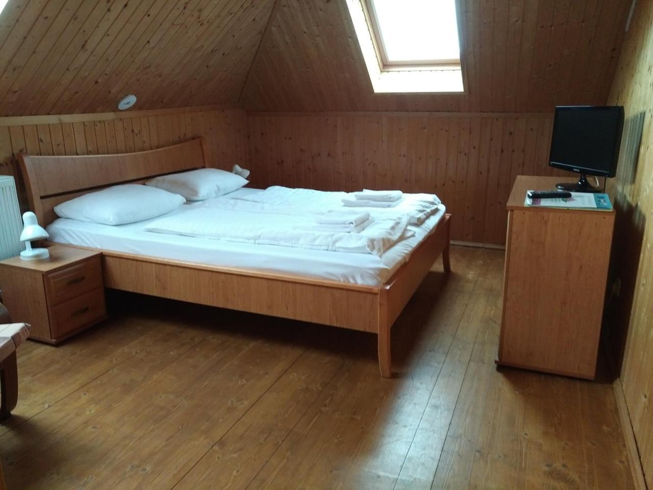 Villa Nova Hévíz Екстериор снимка