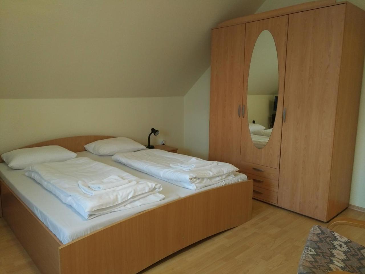 Villa Nova Hévíz Екстериор снимка