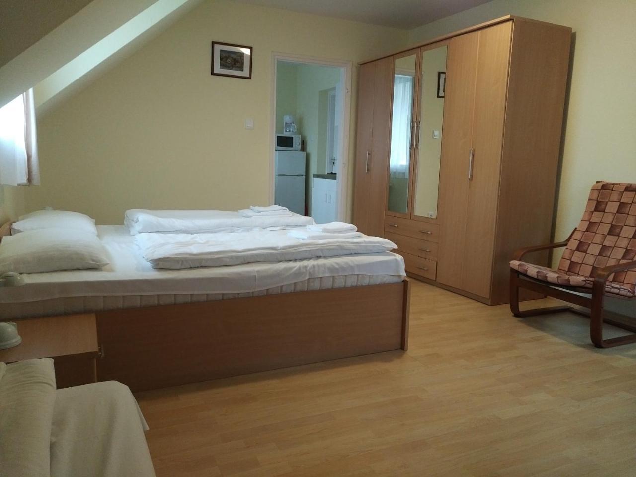 Villa Nova Hévíz Екстериор снимка